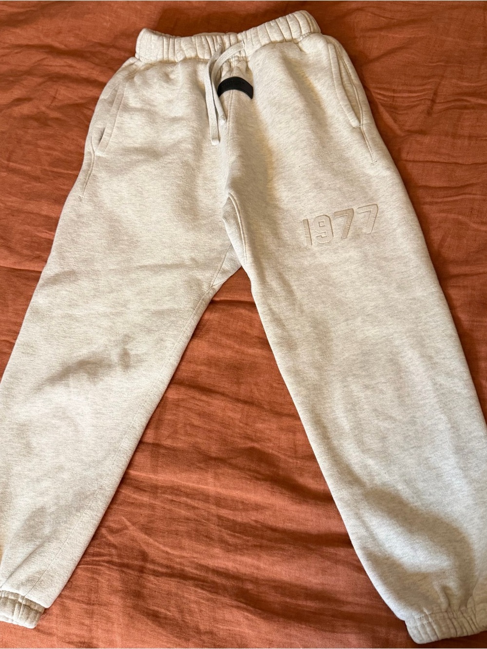 Essentials | Grey Logo Tag Fleece Sweatpants